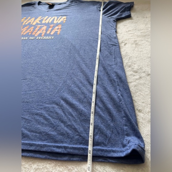 Disneys Hakuna Matata graphic tshirt bundle Sz 2X lion king broadway musical tee - Picture 10 of 12